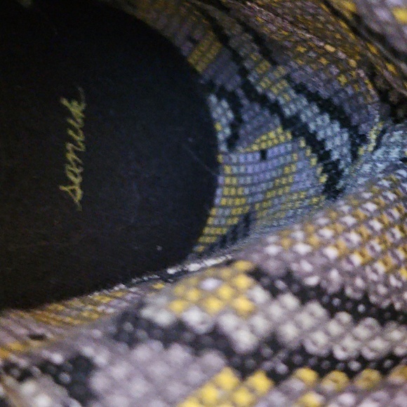 Sanuk Gray Drop Top Ankle Boots - Picture 8 of 9